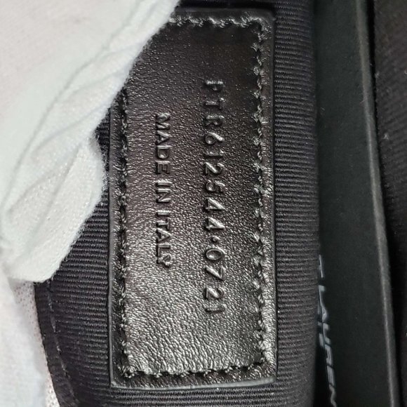 100% Authentic YSL Lou Camera Bag in Crocodile Embossed in Shiny Leather - Picture 10 of 12